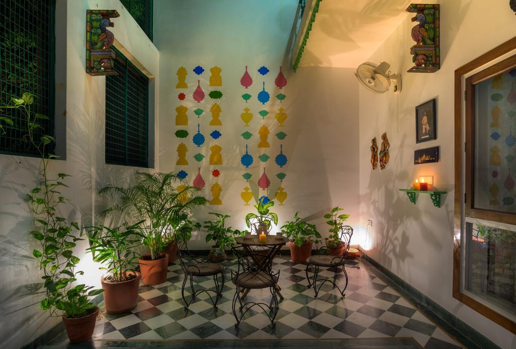 The Coral Court Homestay Agra  Exteriör bild